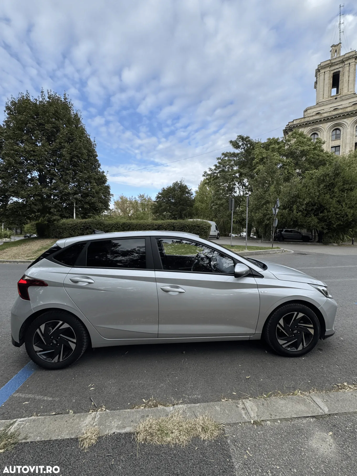 Hyundai i20 1.0 l T-GDi M-Hybrid 100CP 7DCT 5DR Led Line - 3