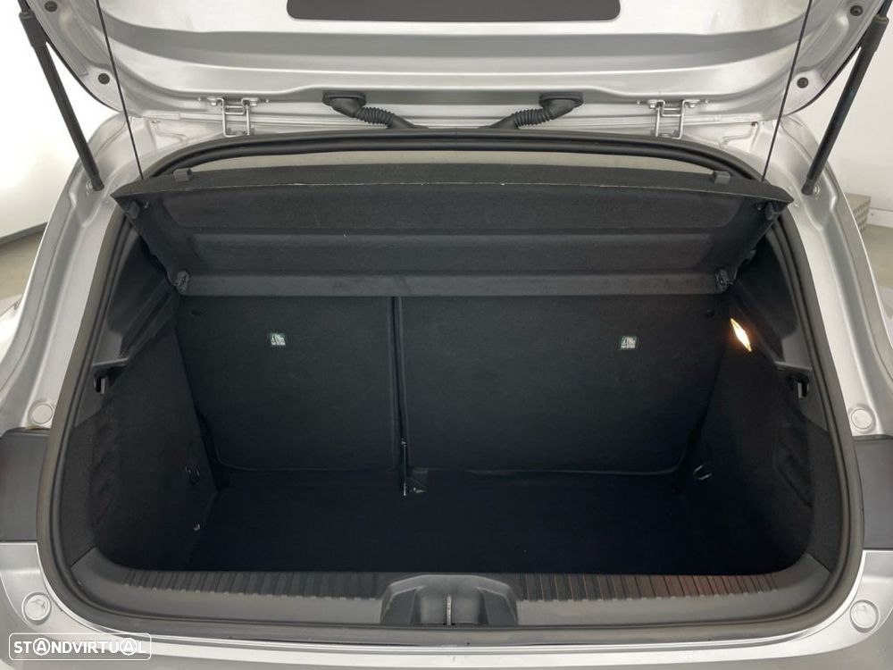 Renault Clio 1.0 TCe Evolution Bi-Fuel — fotografia 13