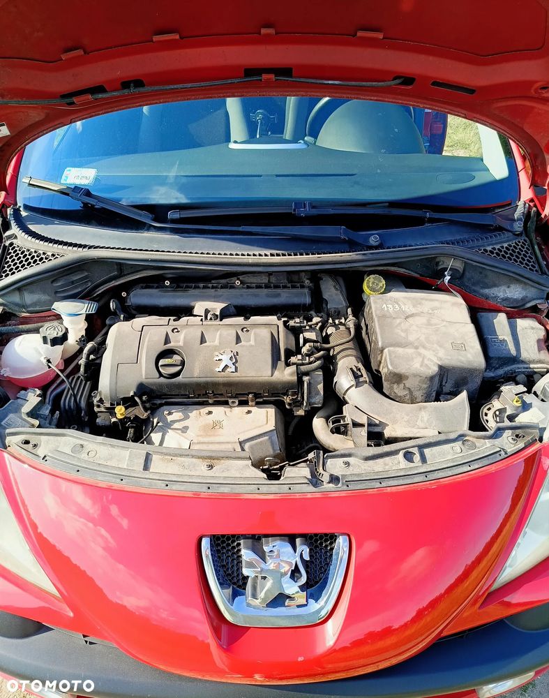 Peugeot 207 1.4 - 13