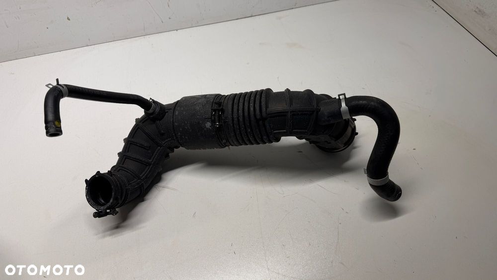 HYUNDAI I30 III 1.4 TGDI RURA PRZEWÓD POWIETRZA TURBO 28140-G3700 - 2