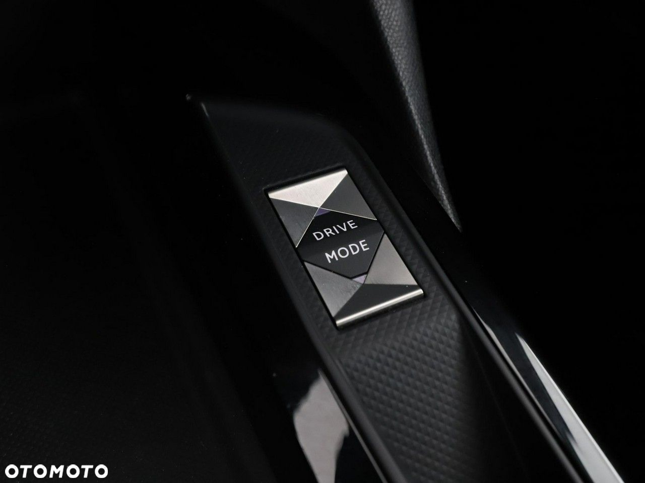 DS Automobiles DS 3 Crossback 1.2 PureTech Performance Line - 29