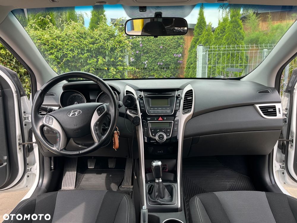 Hyundai i30 1.4 BlueDrive Comfort - 13