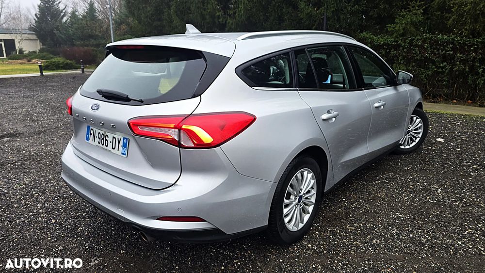 Ford Focus 1.0 EcoBoost Titanium - 3