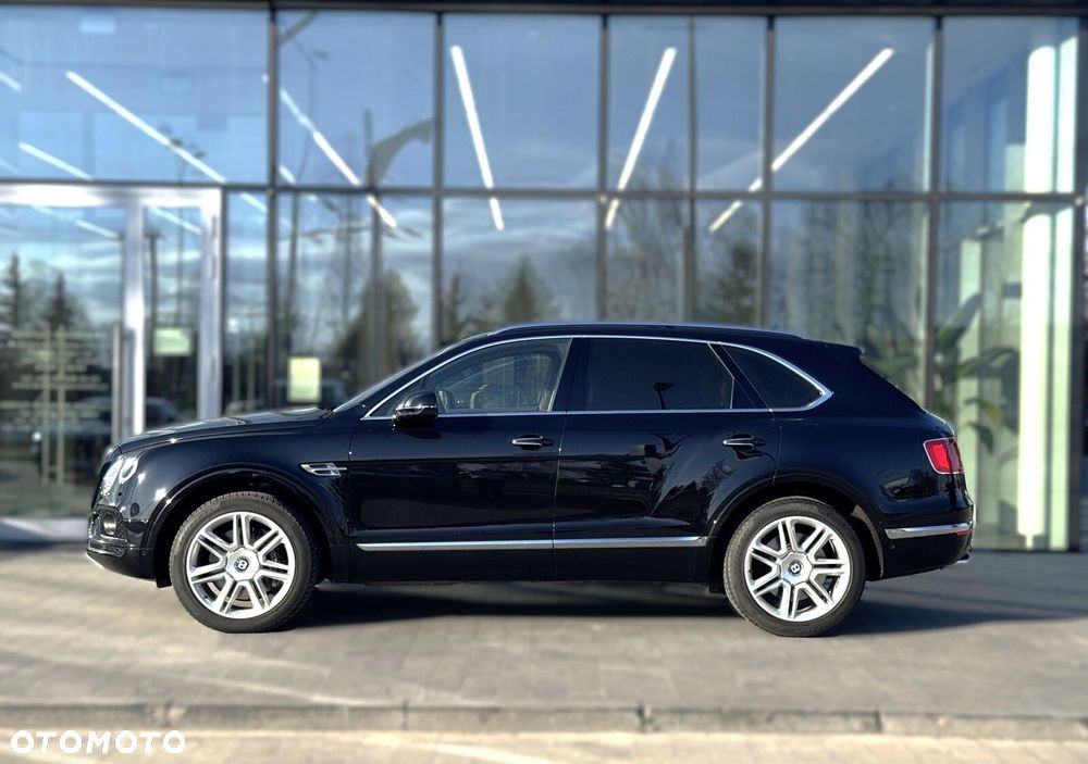 Bentley Bentayga - 3