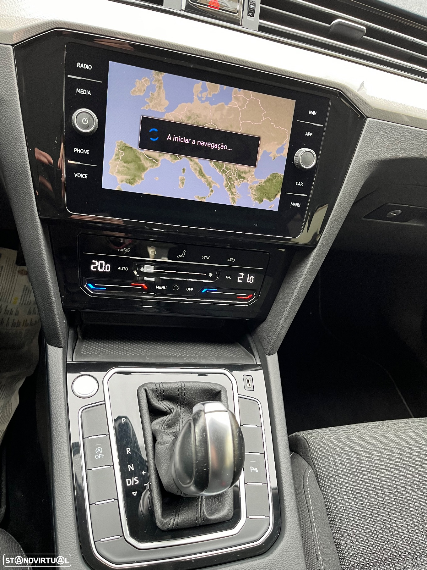 VW Passat Variant 2.0 TDi Business DSG - 12