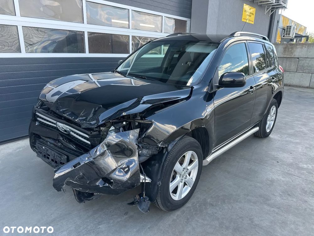 Toyota RAV4 - 2
