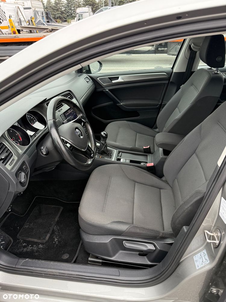 Volkswagen Golf VII 1.6 TDI BMT Comfortline - 8