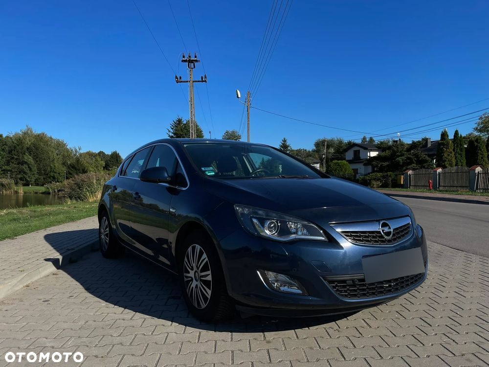 Opel Astra IV 1.4 T Sport - 2