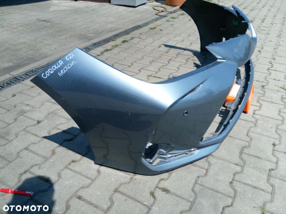 Toyota Corolla e21 sedan ZDERZAK Przedni pdc - 3