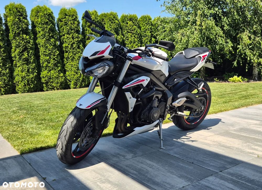 Triumph Street Triple - 2
