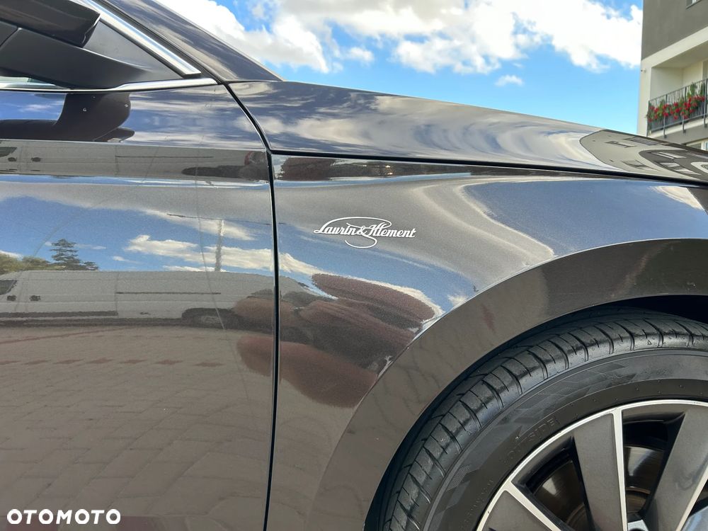 Skoda Superb 2.0 TDI 4x4 L&K DSG - 9