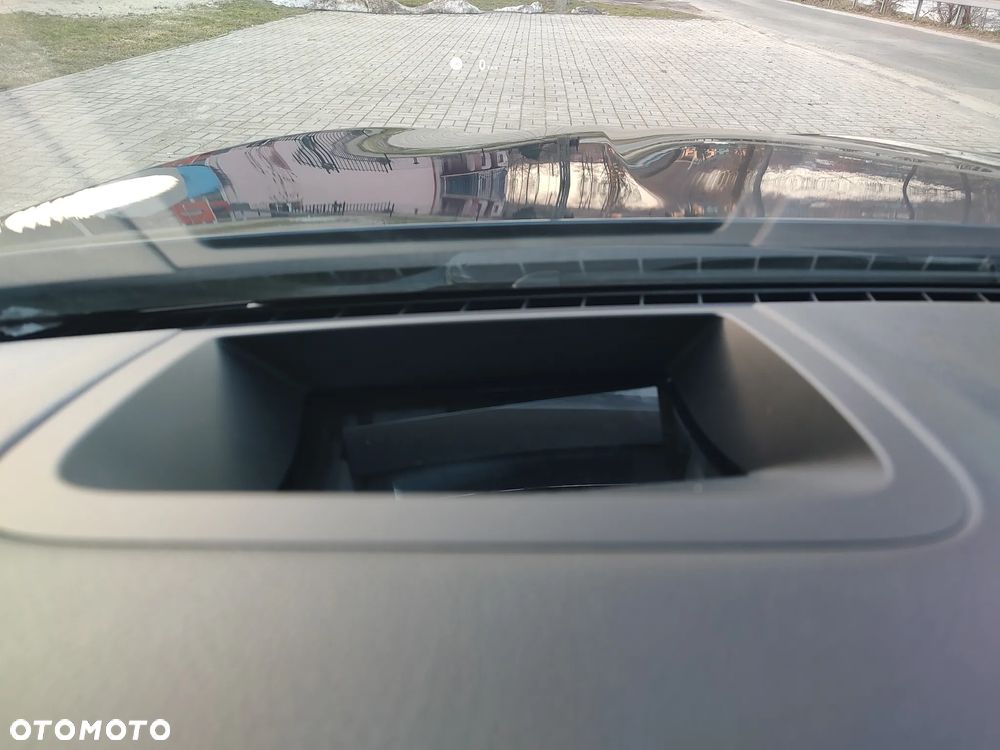BMW Seria 5 535d Sport-Aut Modern Line - 24