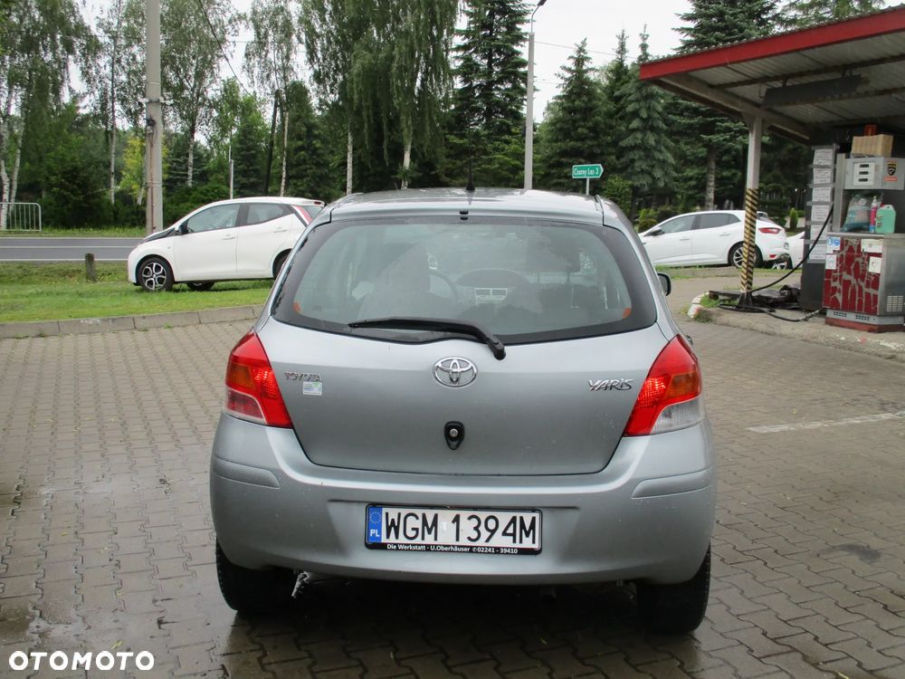 Toyota Yaris 1.33 Luna - 7