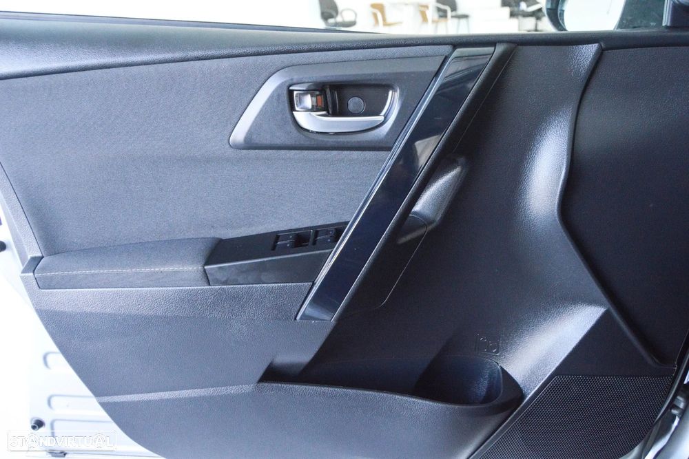 Toyota Auris 1.4 D-4D Comfort - 29