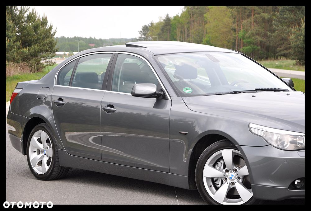 BMW Seria 5 525i - 13
