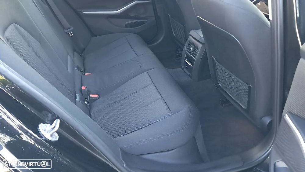 BMW 330 e Corporate Edition Auto - 39