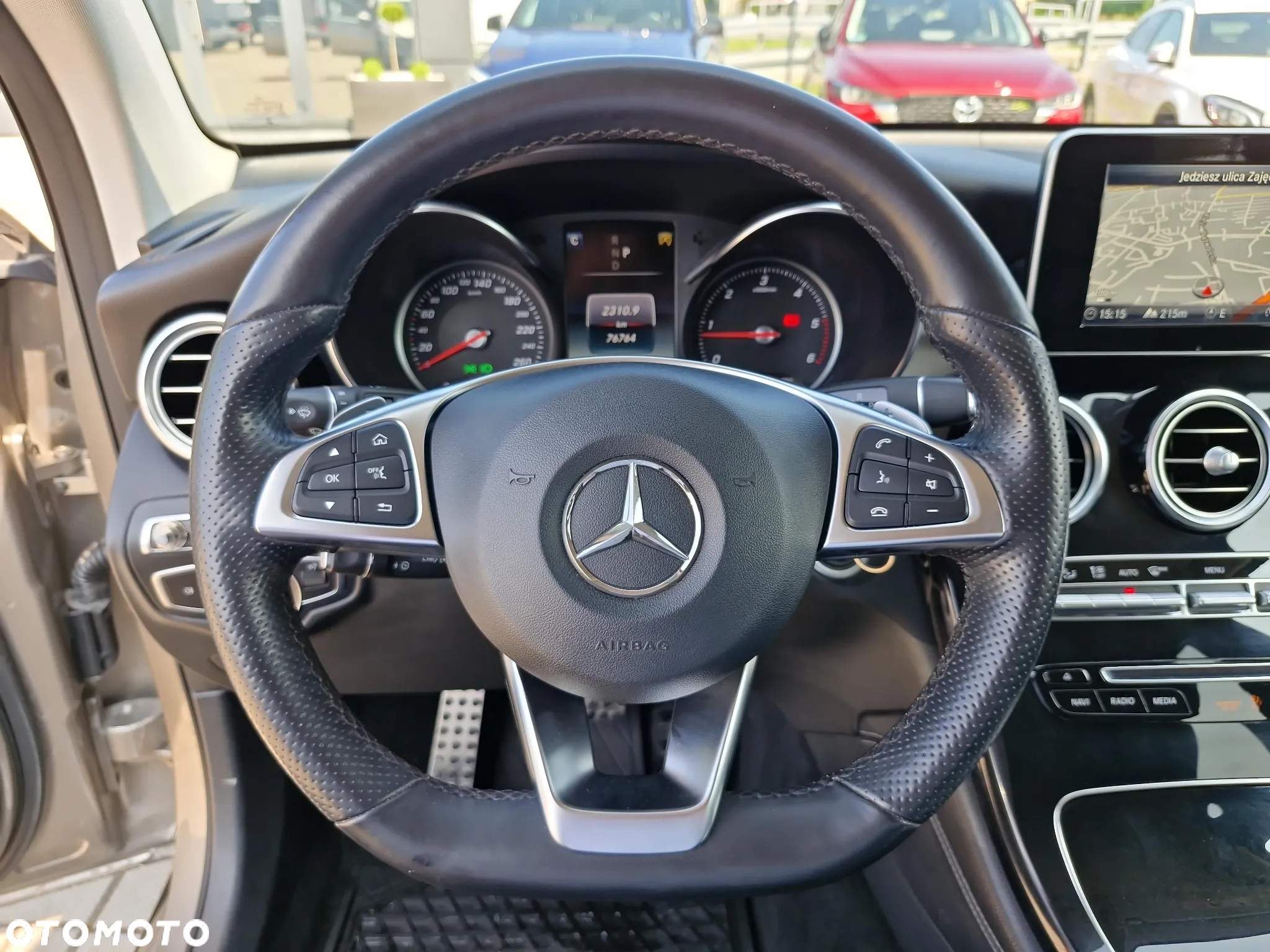 Mercedes-Benz GLC 250 d 4Matic 9G-TRONIC - 24