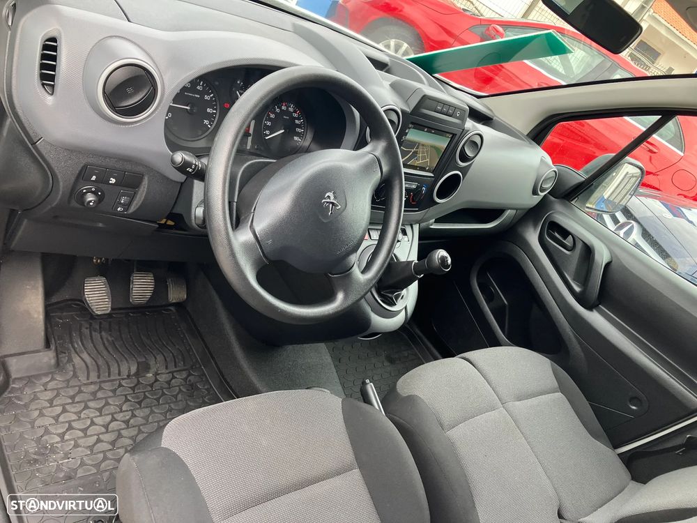 Peugeot Partner - 8