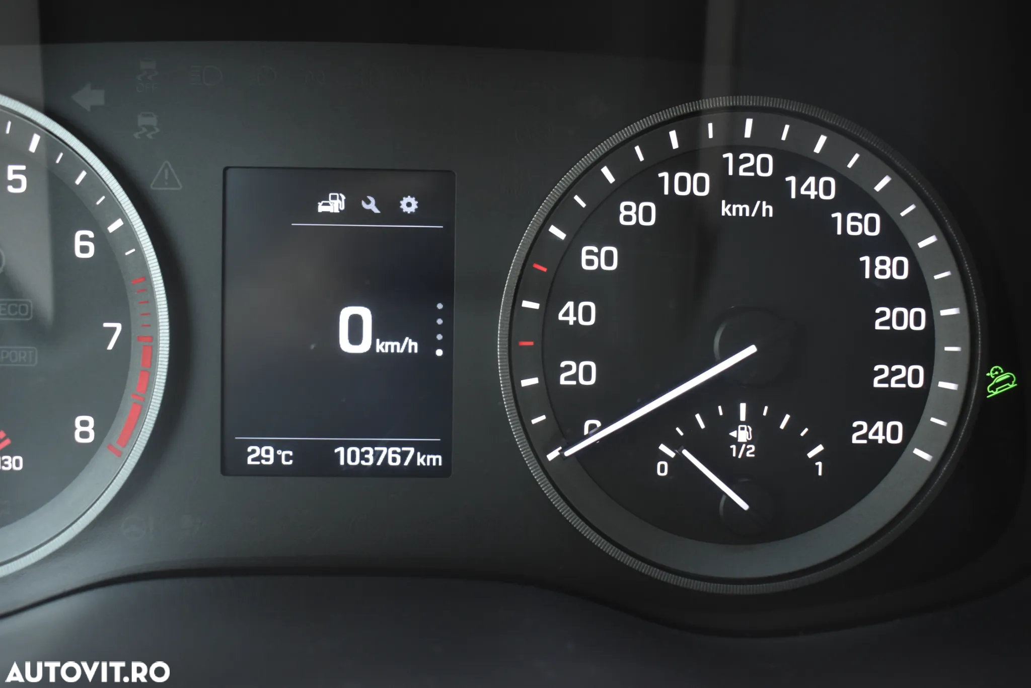 Hyundai Tucson 1.6 GDI 2WD 6MT Style - 18