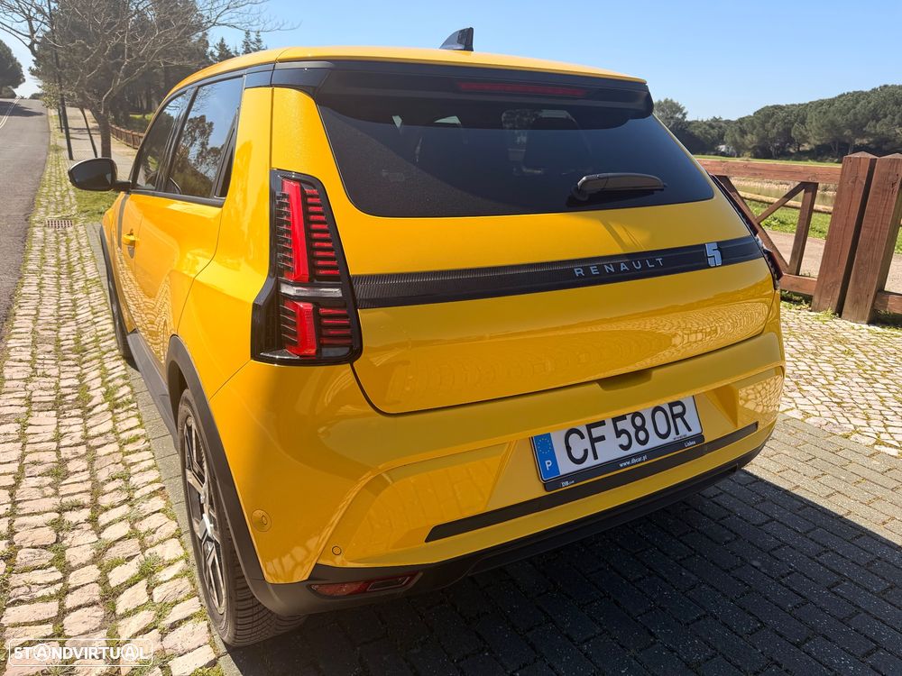 Renault 5 E-Tech R Techno 120 Urban Range - 8