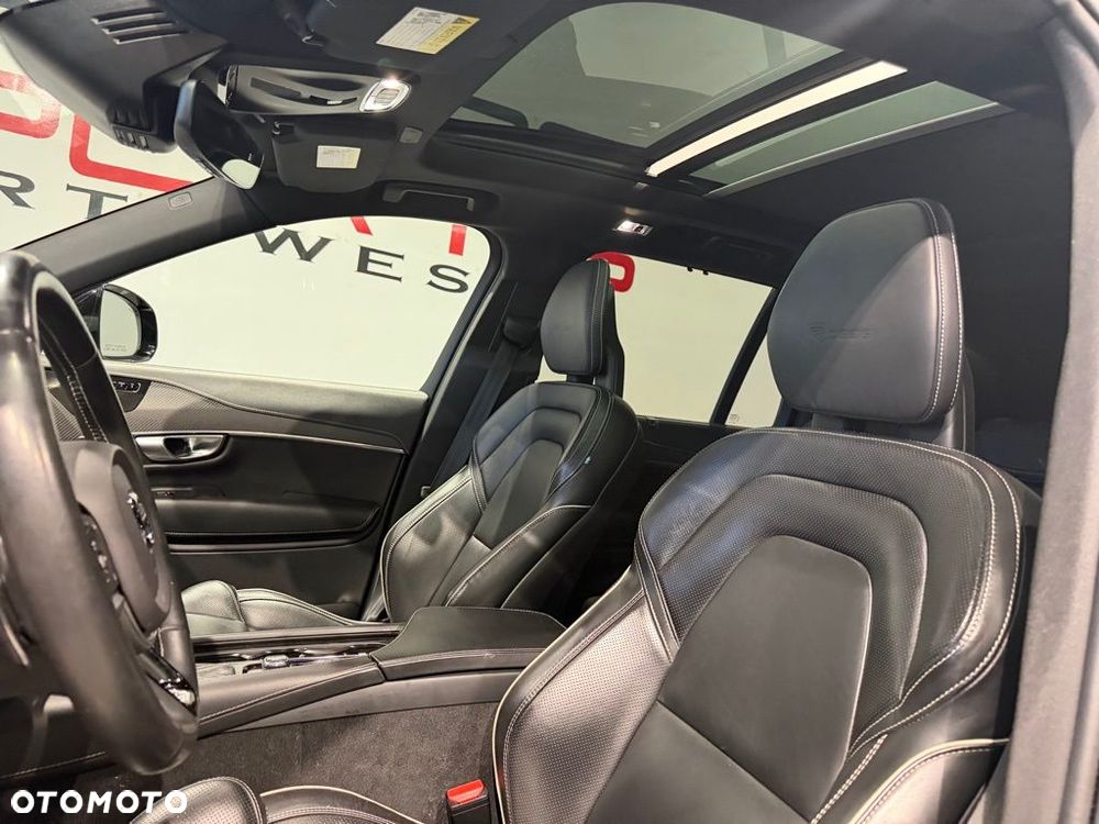Volvo XC 90 T6 AWD Geartronic RDesign - 10
