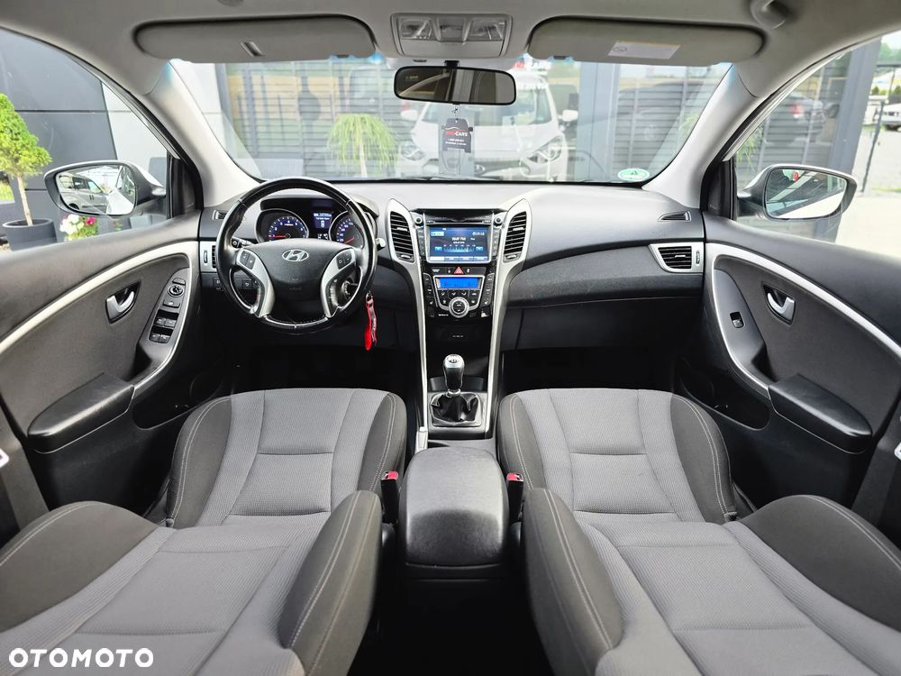 Hyundai i30 1.4 Fifa World Cup Edition - 24