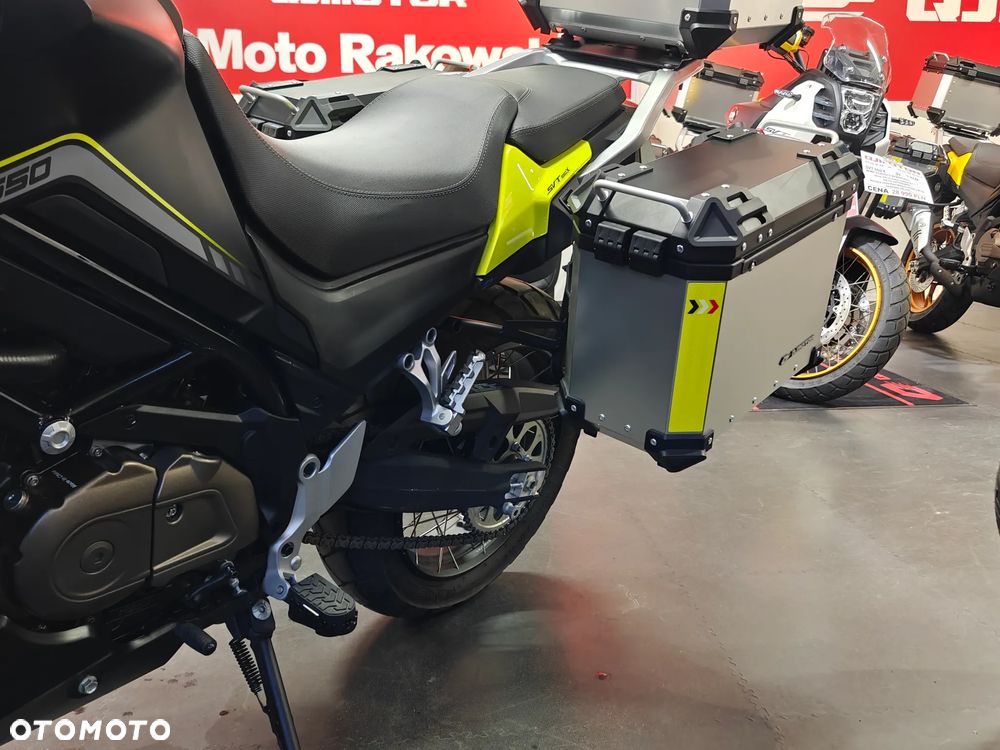 QJMOTOR SVT 650X - 2
