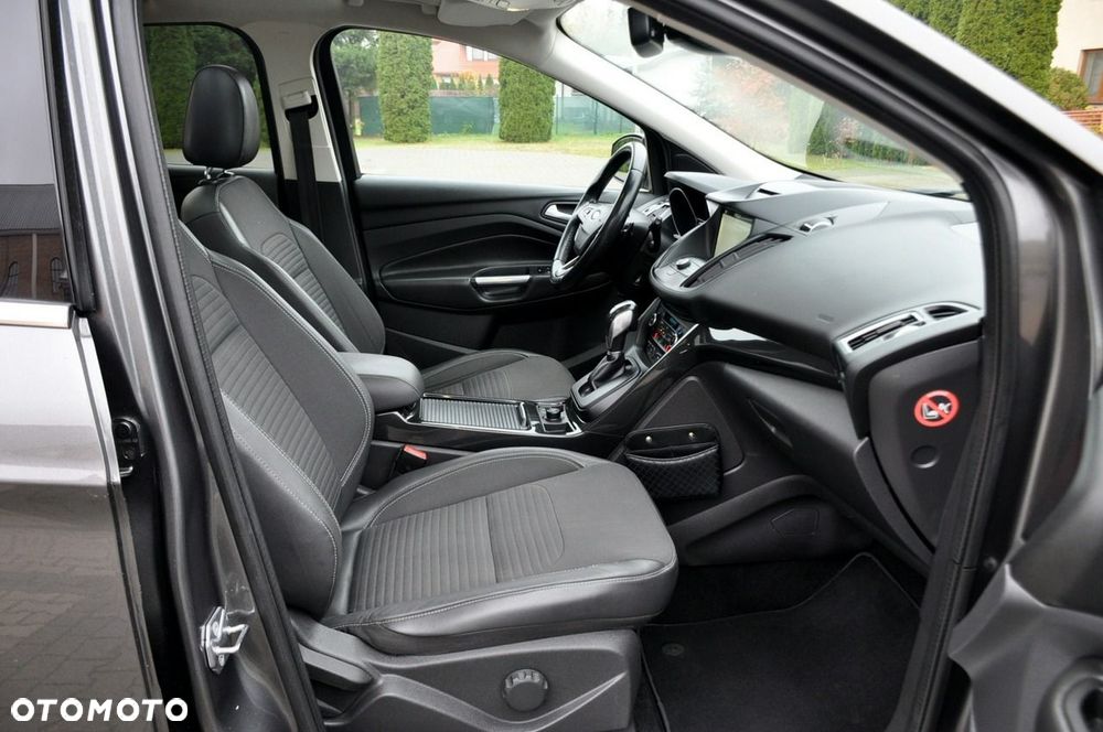 Ford Kuga - 16