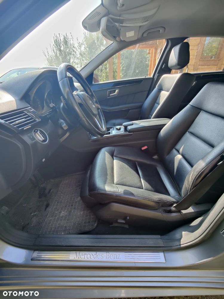 Mercedes-Benz Klasa E 300 BlueTEC Hybrid Avantgarde - 9