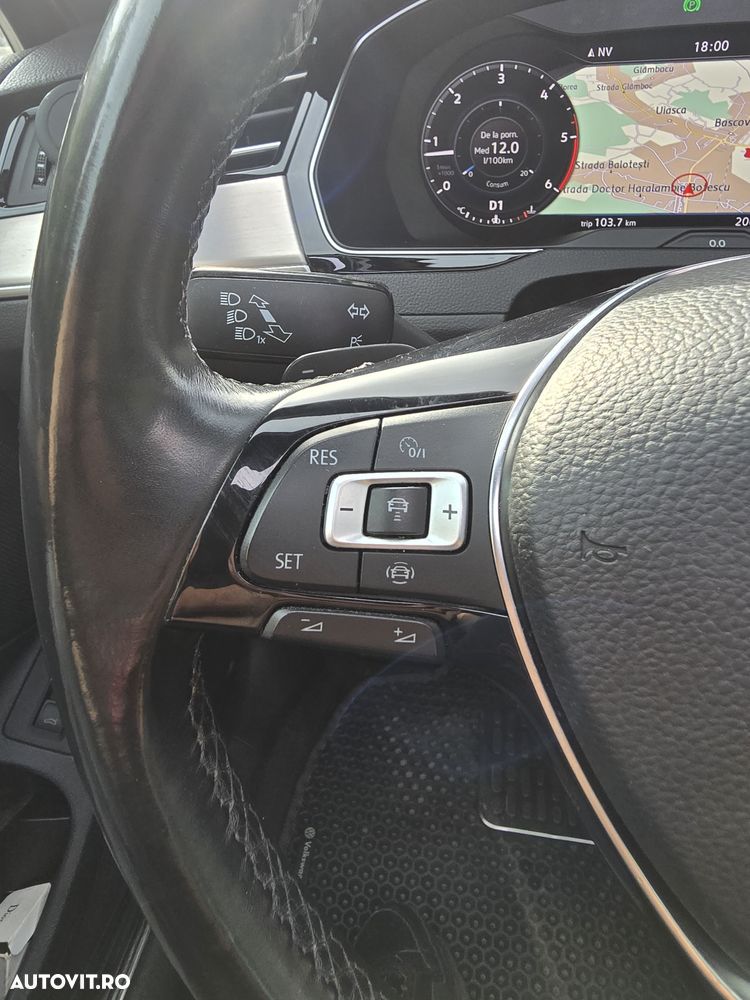 Volkswagen Passat - 16