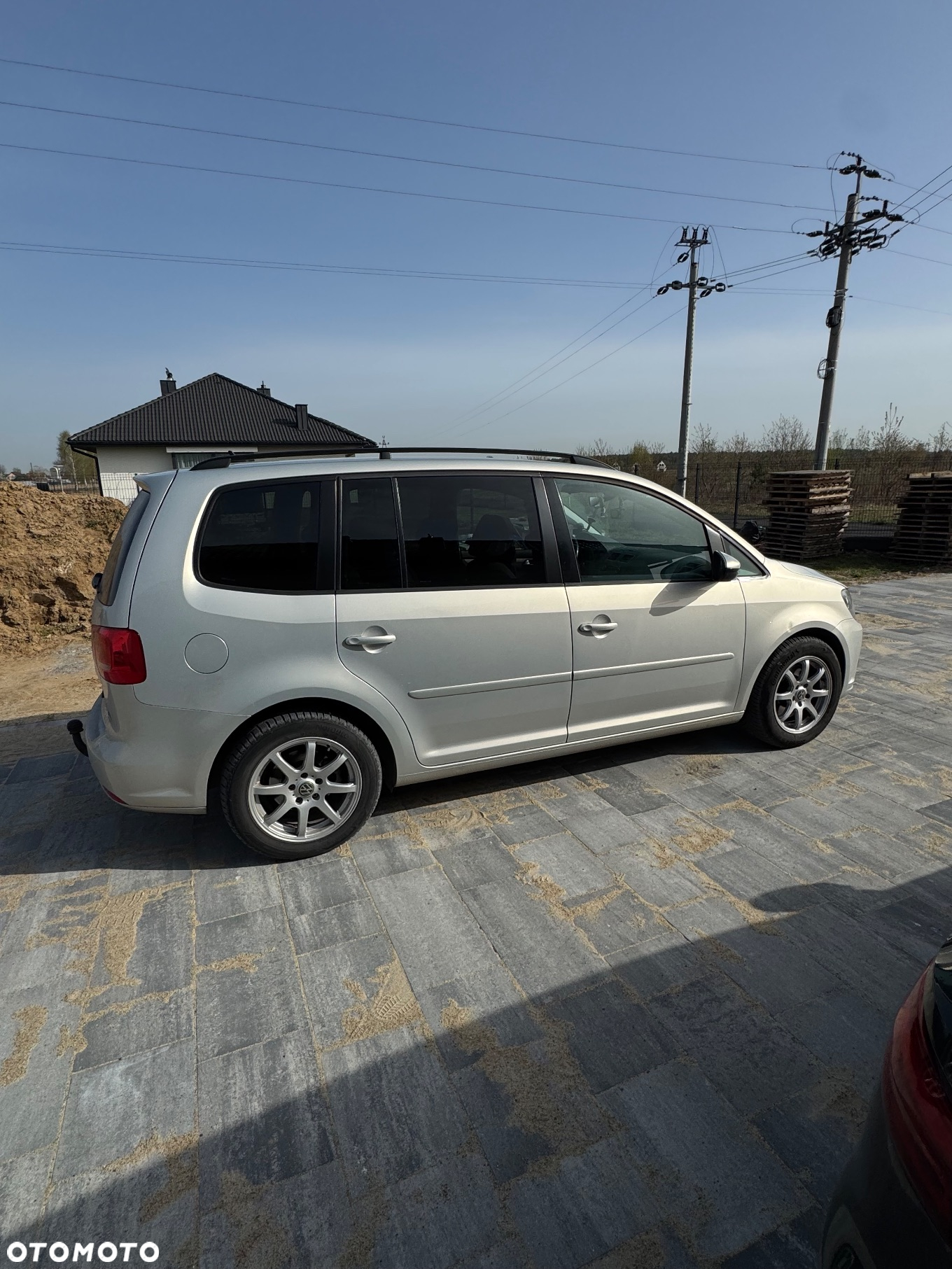 Volkswagen Touran - 17