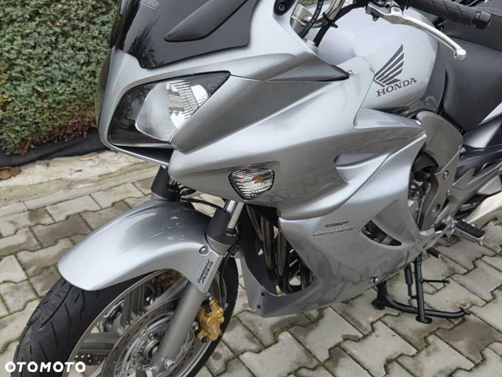 Honda CBF - 29