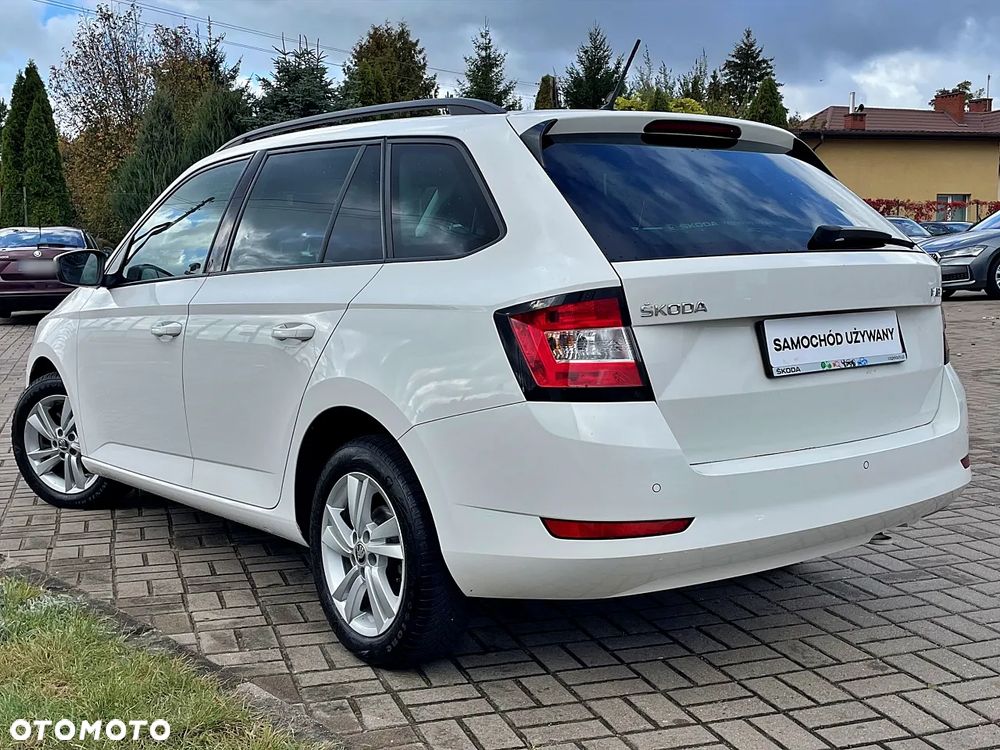 Skoda Fabia 1.0 TSI Ambition DSG - 4