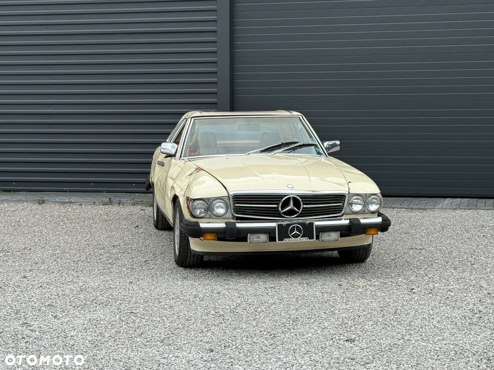 Mercedes-Benz SL - 10