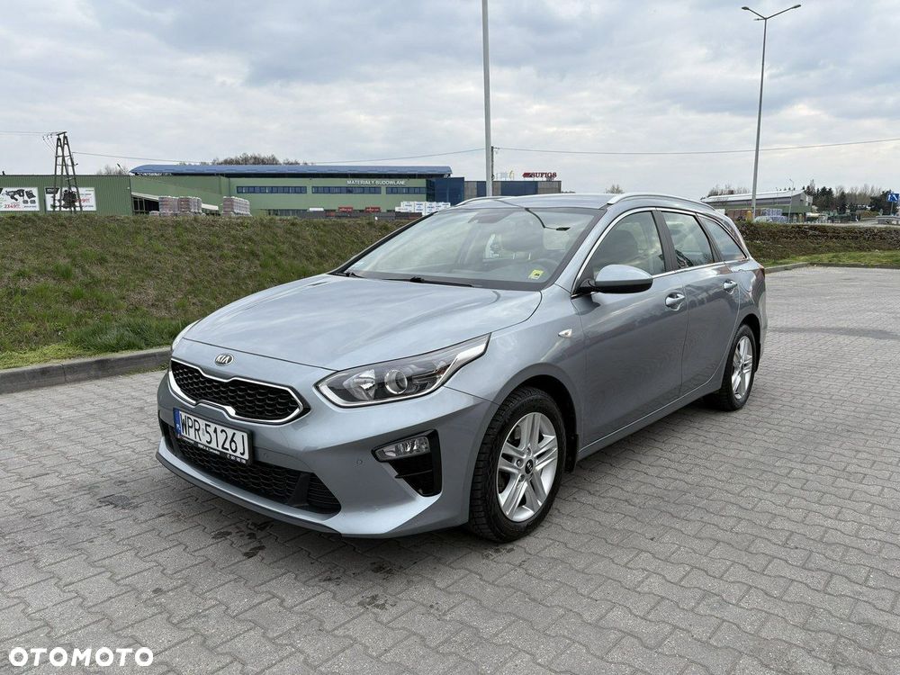 Kia Ceed - 1