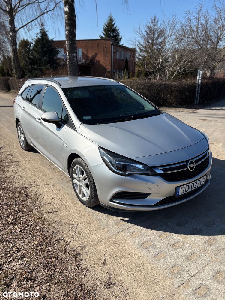 Opel Astra - 2