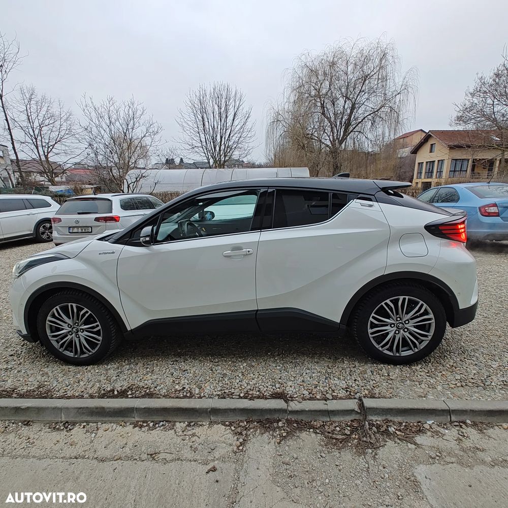 Toyota C-HR 2.0 HSD 184 CP 4x2 CVT Classy Bi-Tone - 3