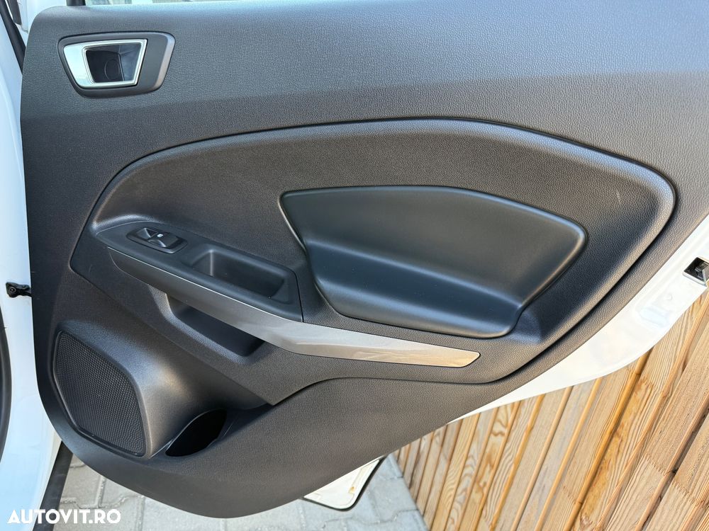 Ford EcoSport 1.0 EcoBoost COOL&CONNECT - 16