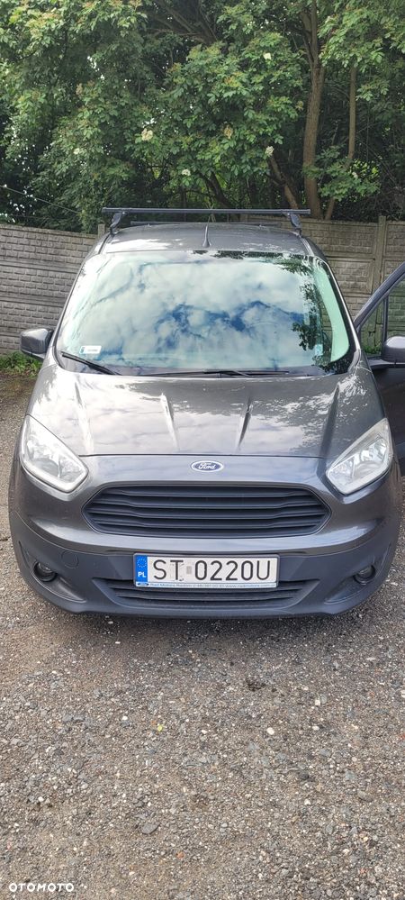 Ford Transit Courier - 1