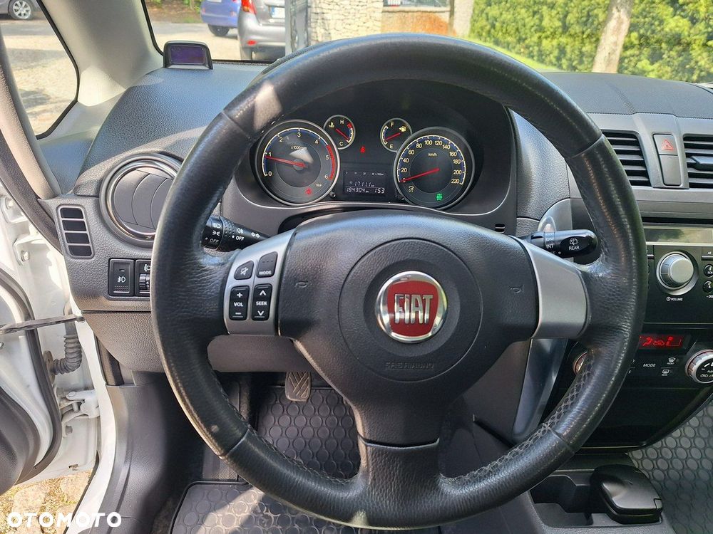Fiat Sedici - 11