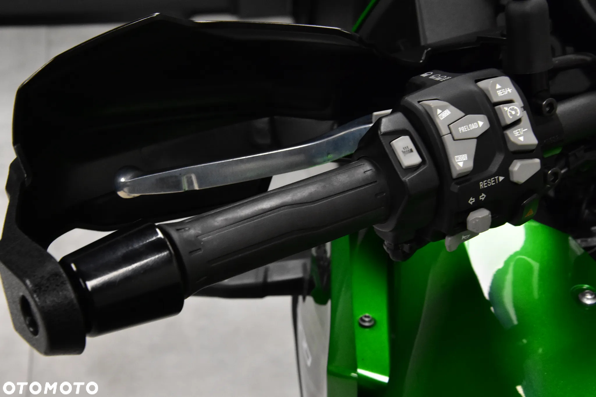 Kawasaki Versys 1000 - 18
