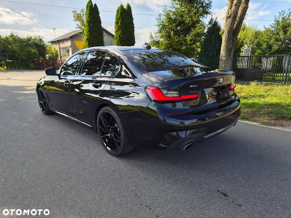 BMW Seria 3 330i xDrive M Sport Shadow - 10