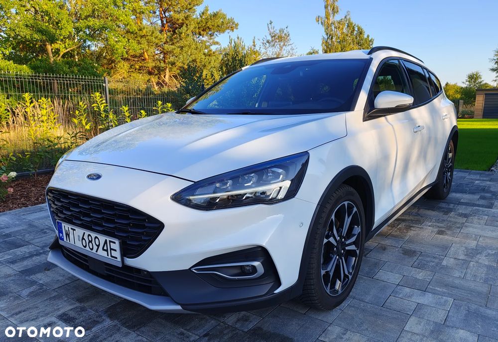 Ford Focus 2021 photo 2