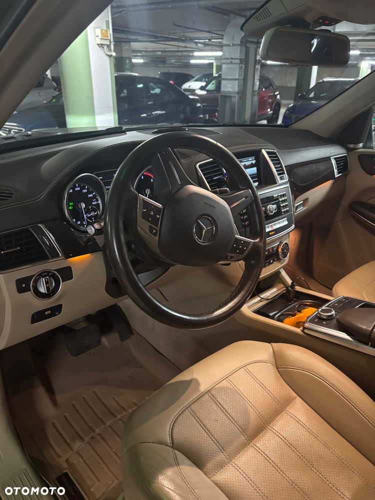 Mercedes-Benz GL 350 BlueTEC 4Matic 7G-TRONIC - 8