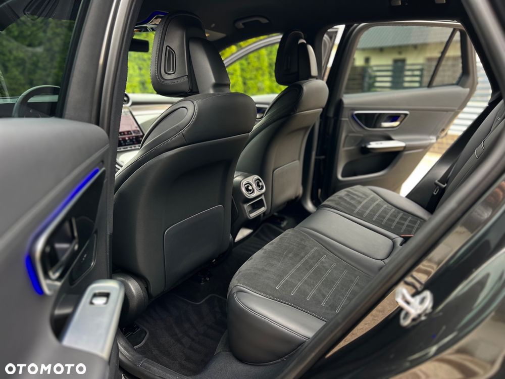 Mercedes-Benz GLC - 17