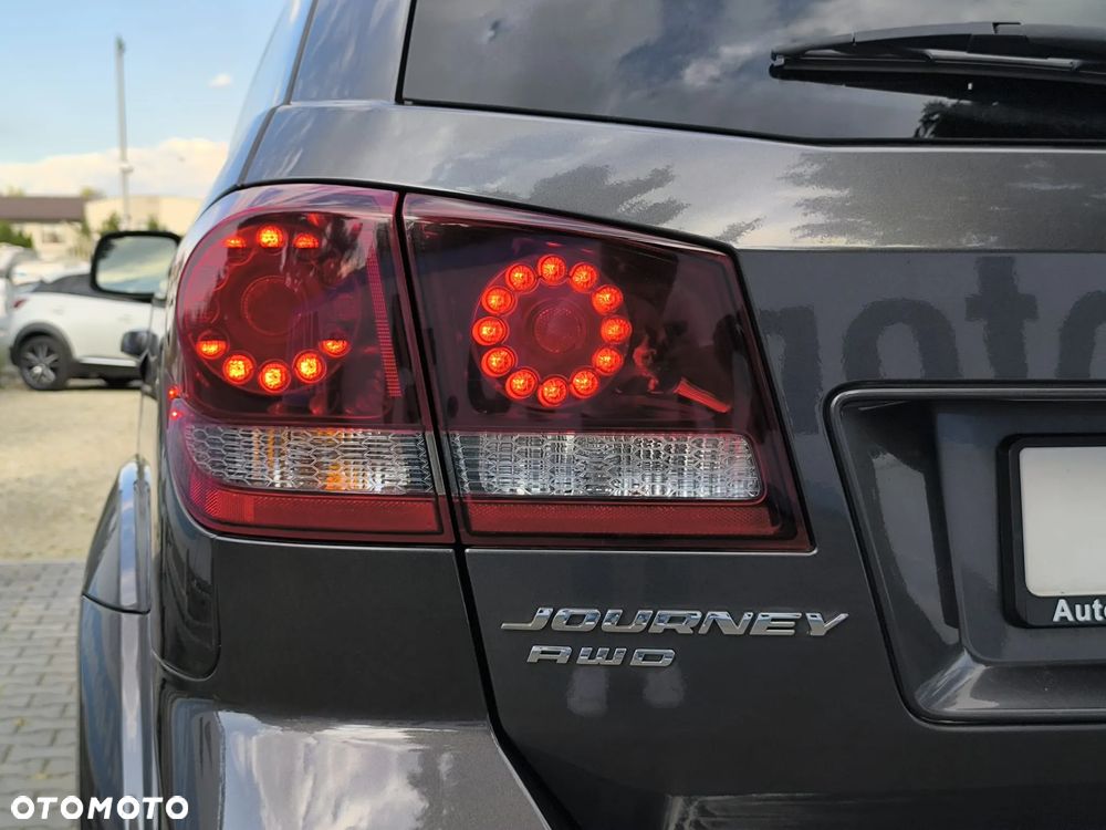 Dodge Journey - 10