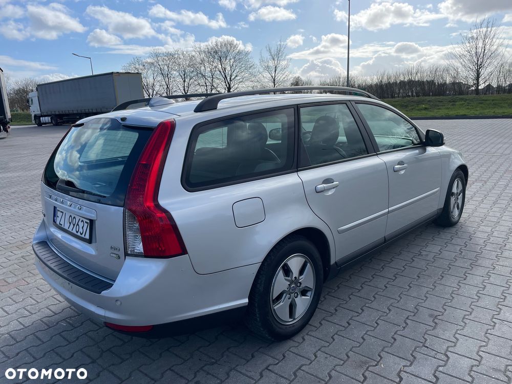 Volvo V50 1.6D DRIVe Kinetic - 7