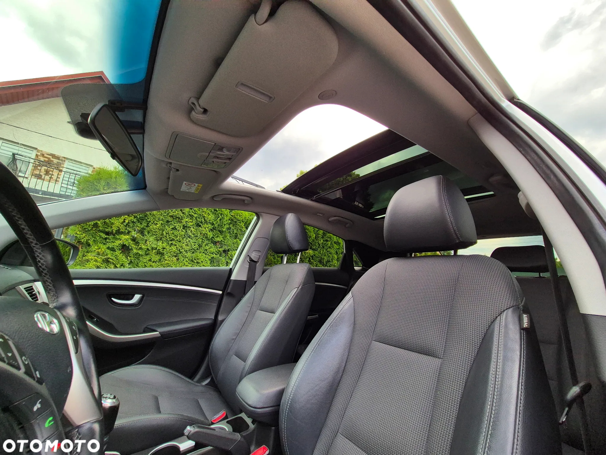 Hyundai i30 blue Kombi 1.6 GDi YES Gold - 7