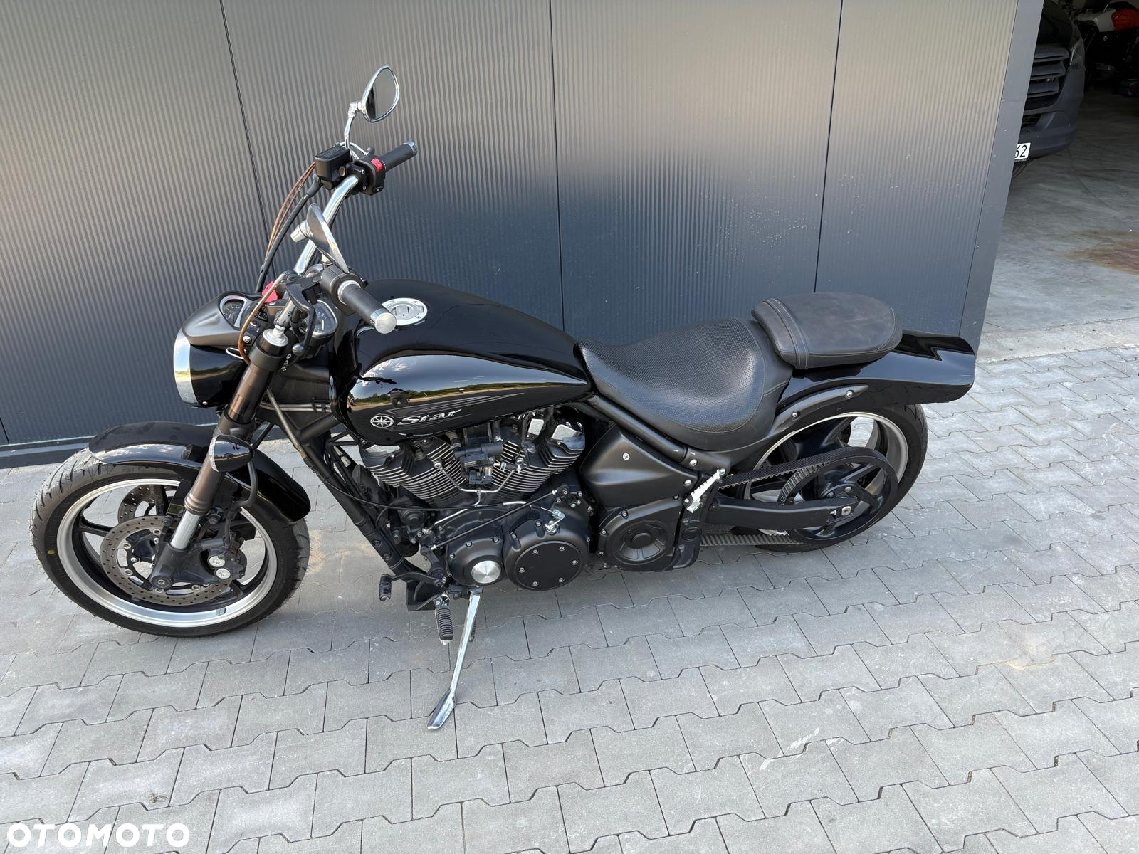 Yamaha XV - 12
