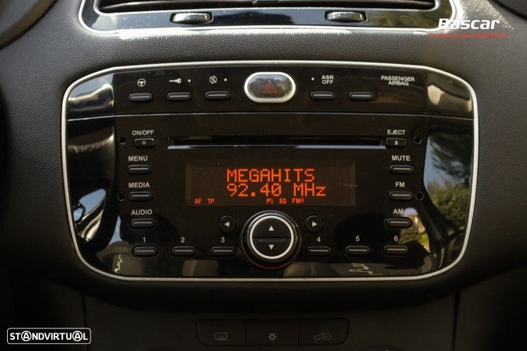 Fiat Punto 1.3 M-Jet Lounge S&S - 27